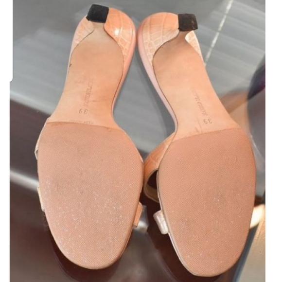 Manolo Blahnik Callamu nude sandals mules - Picture 3 of 6